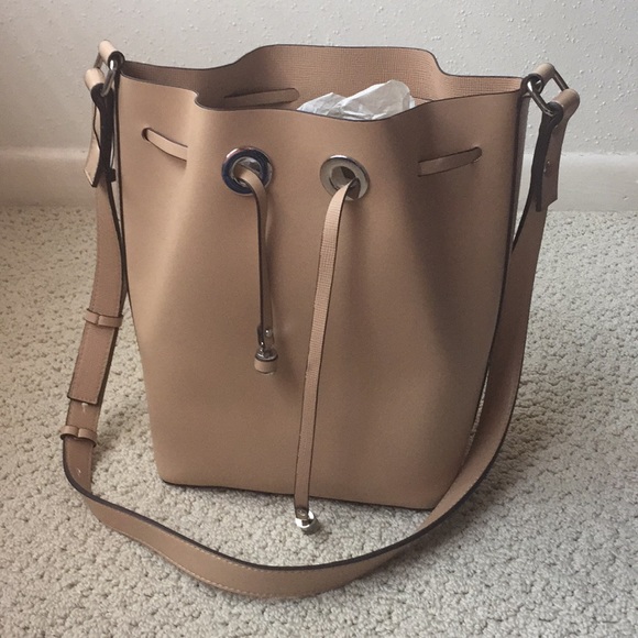 Zara Handbags - ZARA Bucket Bag